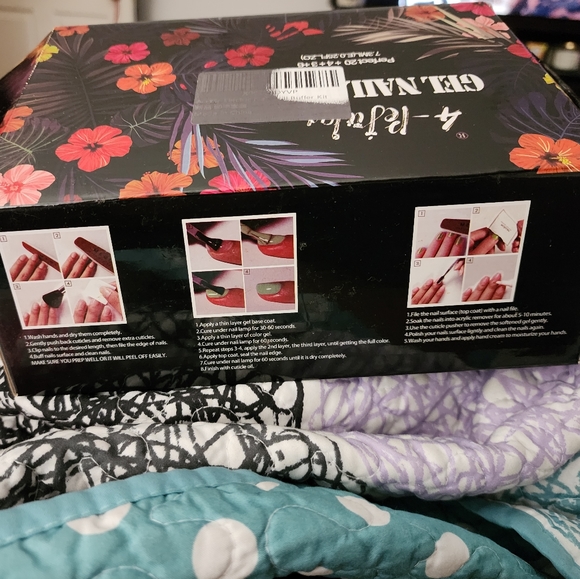 Do your own nails with the Professional Acrylic Nail Kit with Accessories